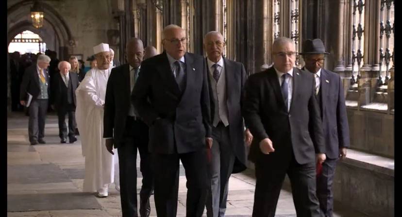 El Sr. Ataf representa al presidente Tebboune en la ceremonia de coronación del rey Carlos III